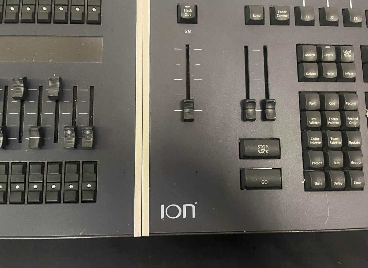 ETC Ion 1000 Lighting Console w/ Dual 2x20 Fader Wing – Professional DMX Lighting Control System