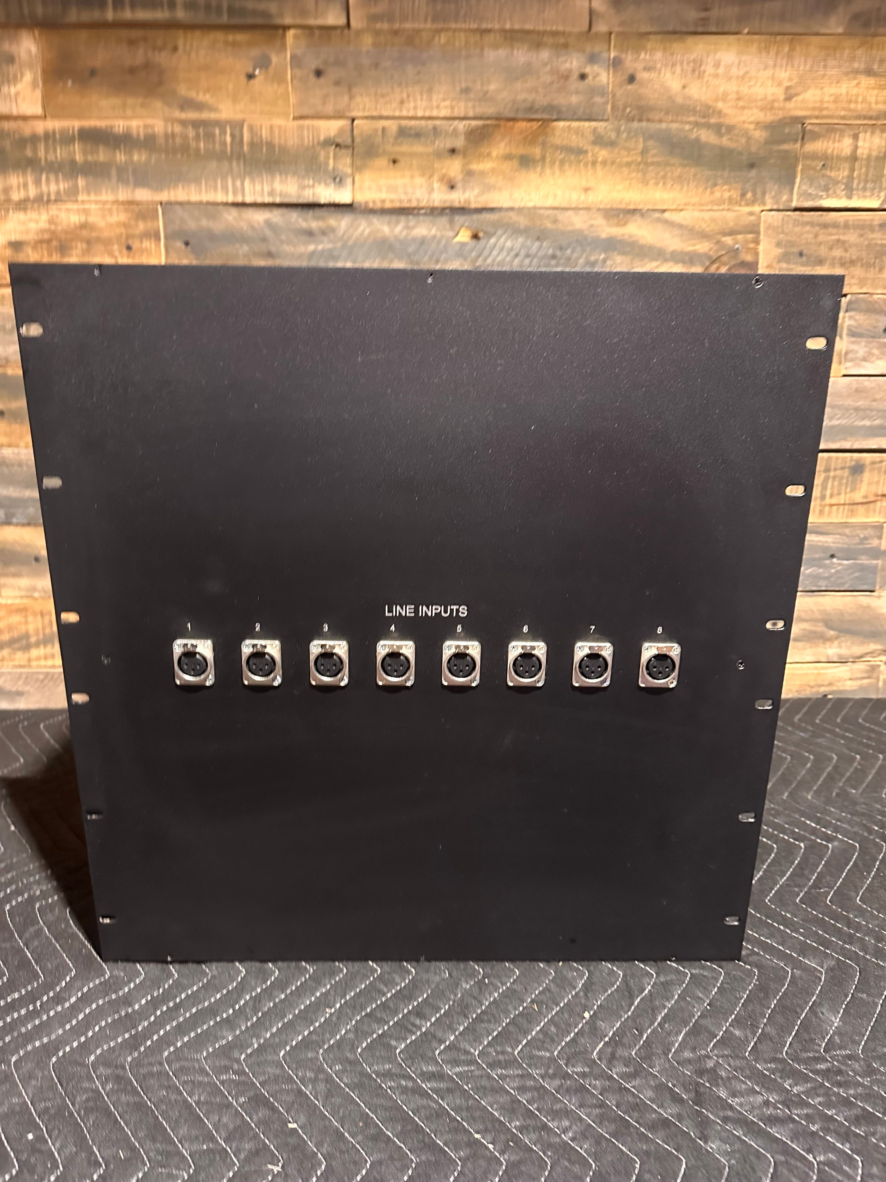 96-Channel XLR Rack Patch Panel with 8 Line Inputs – Pro Audio – Used